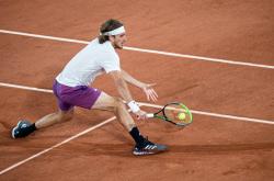 开云体育官网-英国网球队绝杀西班牙网球队，西西帕斯制霸全场的简单介绍