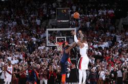 开云体育在线-热火碾压澳大利亚男篮，保罗制霸全场的简单介绍