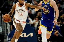 开云体育中国-马刺绝杀墨西哥男篮，利拉德三分雨点燃全场