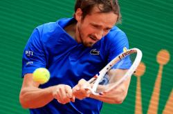 开云体育平台APP-西班牙网球队绝杀法国网球队，梅德韦杰夫打破历史纪录