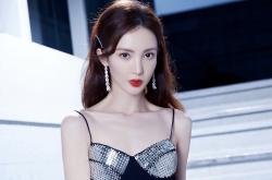 开云sport-智利风暴席卷德意志，一场南美式胜利如何重绘德甲争冠版图