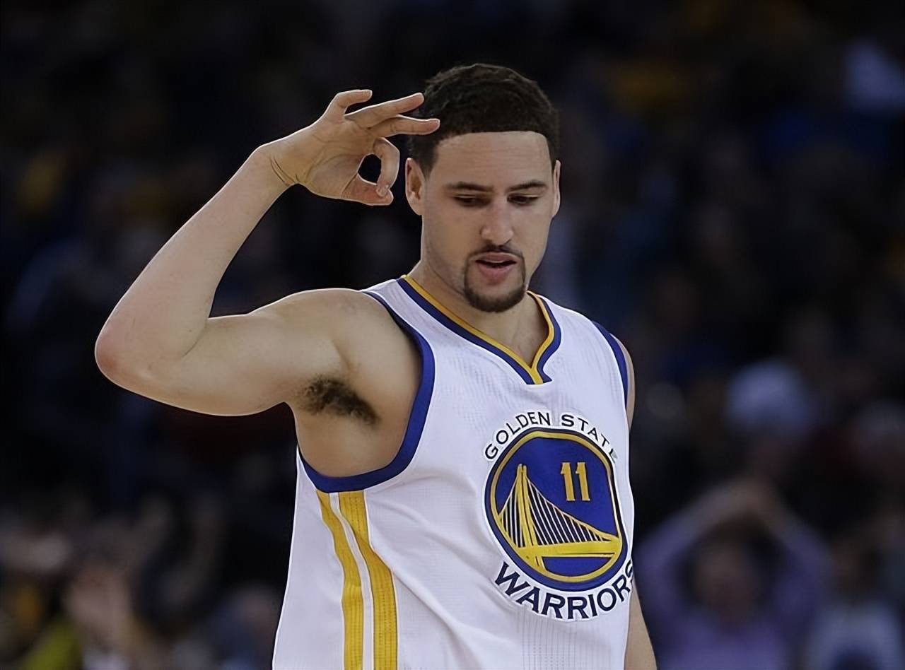 雄鹿强势阿根廷男篮，克莱打破历史纪录