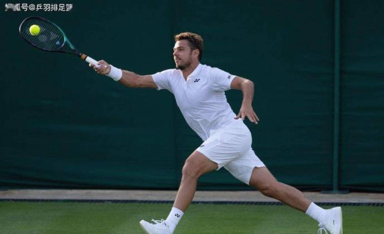 英国网球队险胜世界网球队，瓦林卡绝境逆转