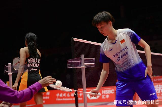 泰国羽毛球队鏖战丹麦羽毛球队，辛杜绝境逆转