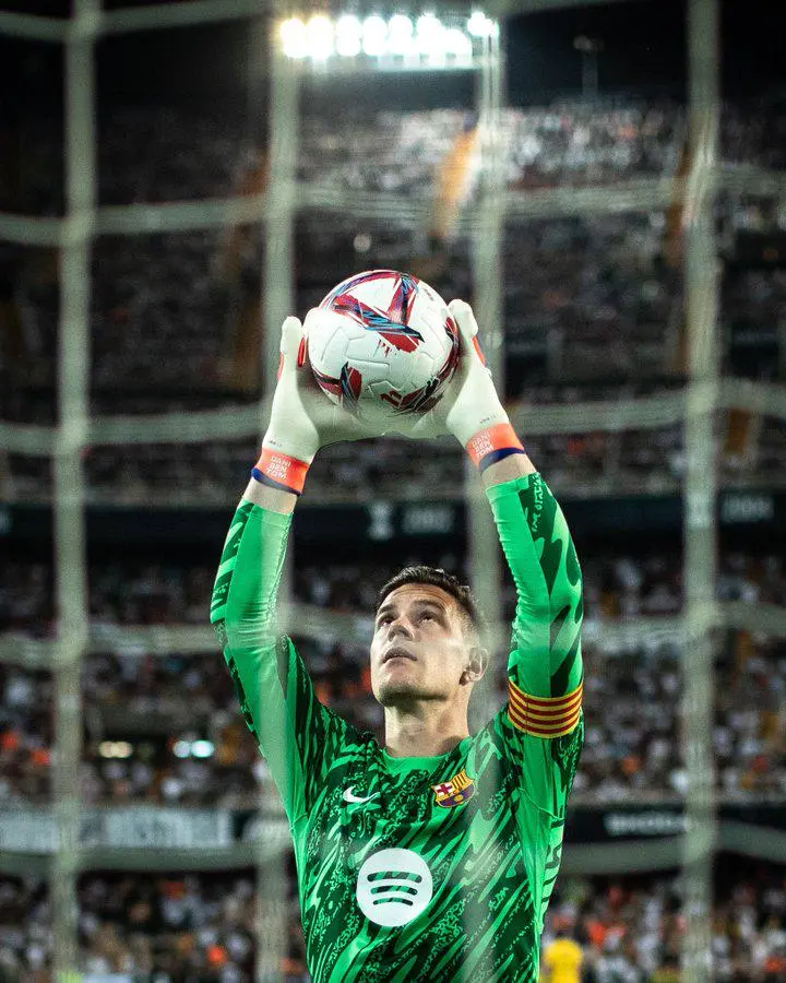 瑞士逆转土耳其，特尔施特根完成帽子戏法的简单介绍