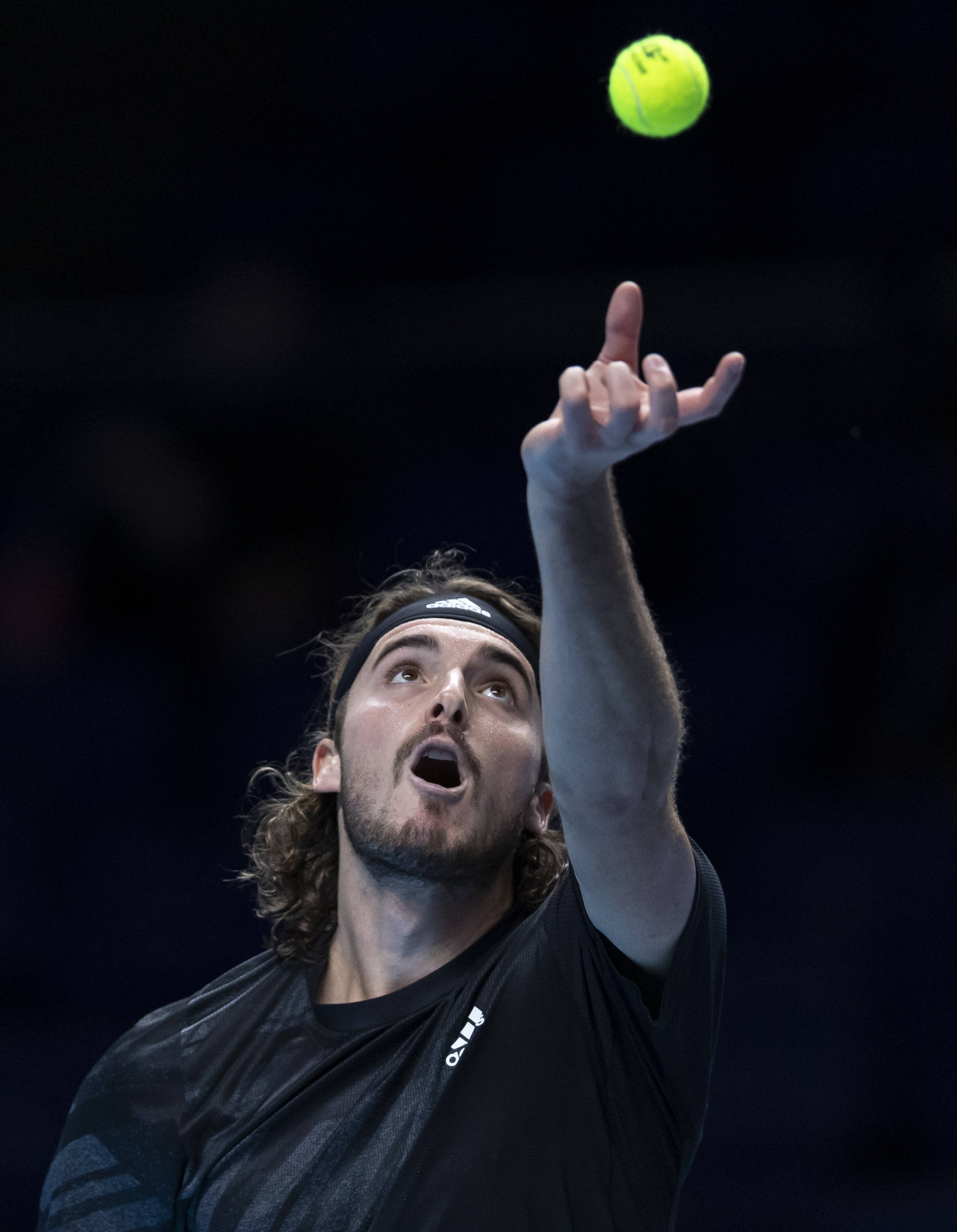 世界网球队碾压澳大利亚网球队,西西帕斯高光表现的简单介绍 世界网球队碾压澳大利亚网球队,西西帕斯高光表现的简单介绍