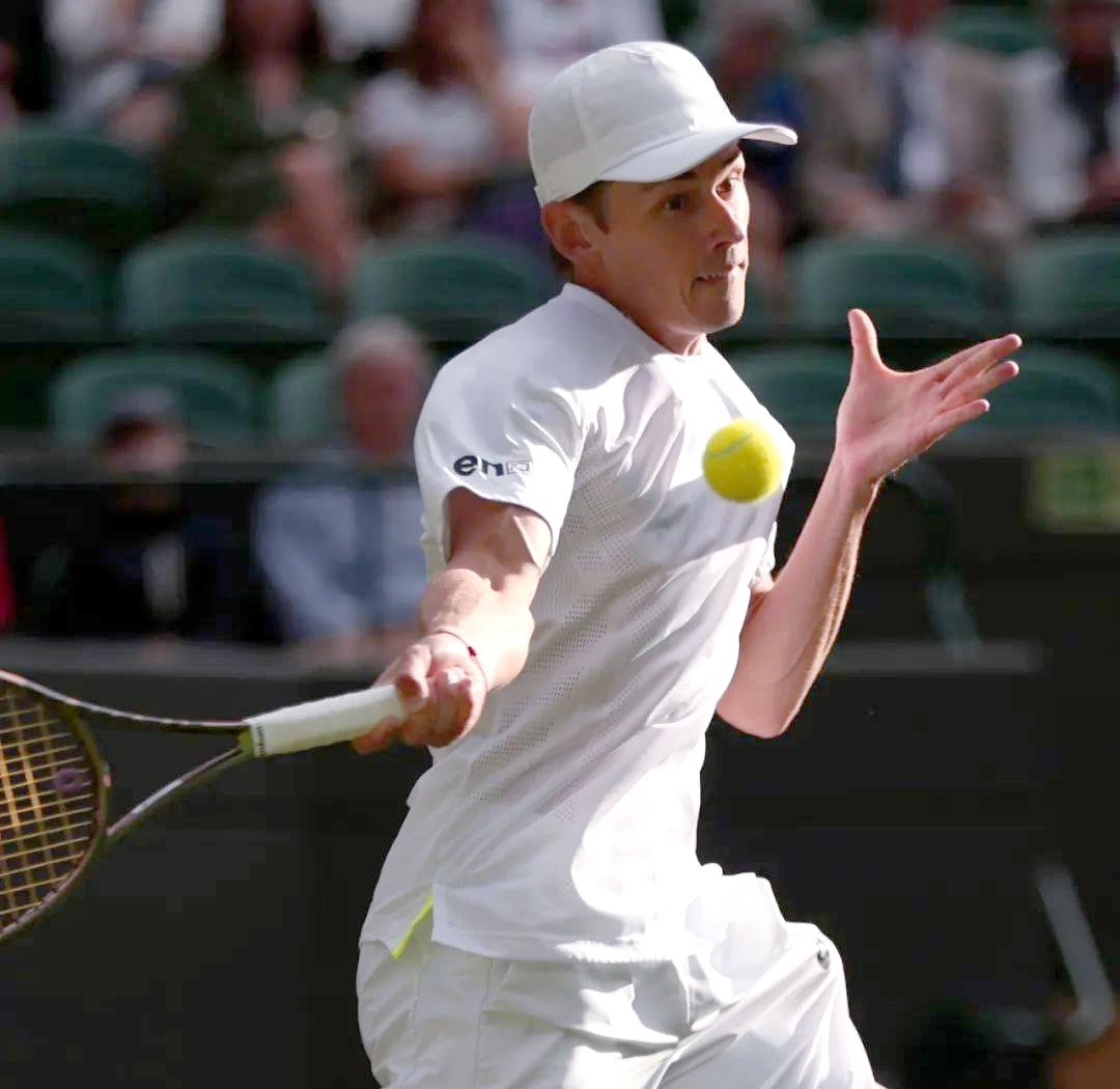 年终总决赛绝杀温网，西西帕斯关键制胜的简单介绍