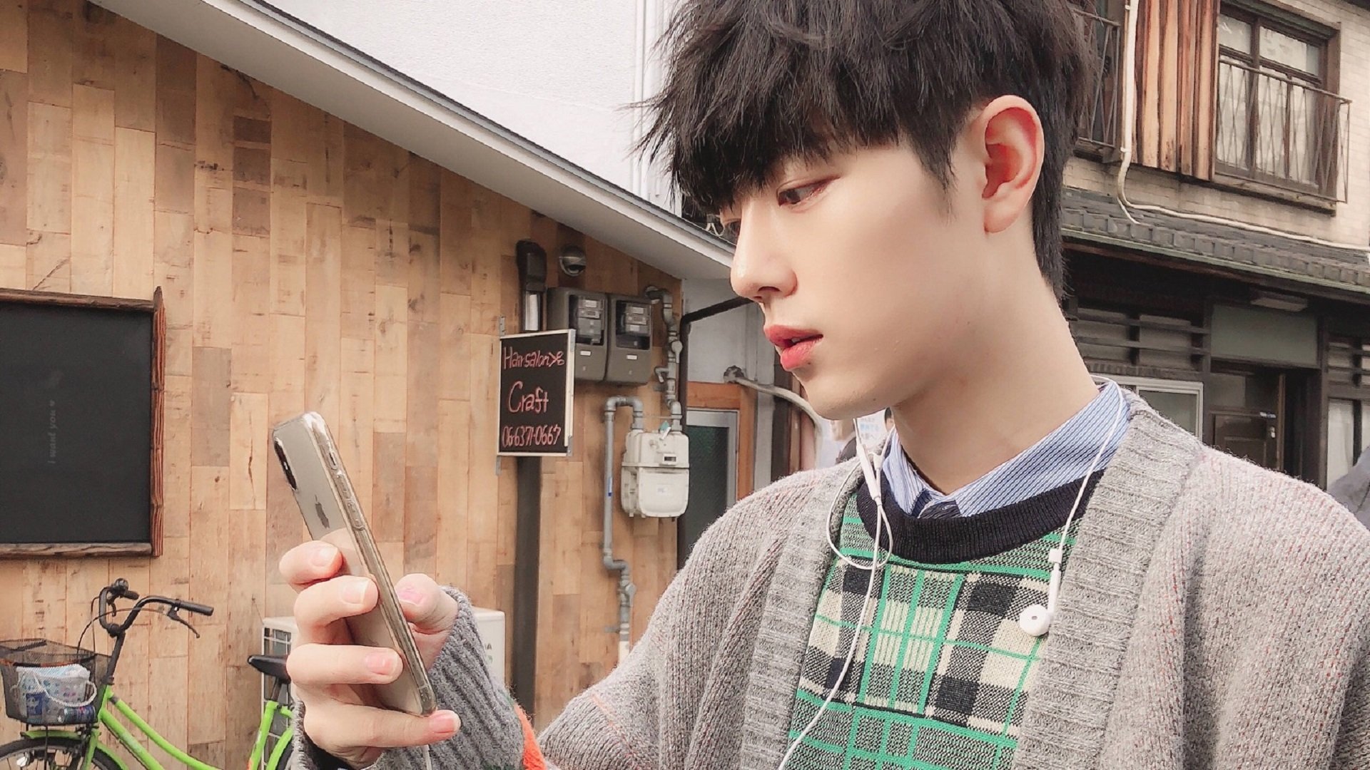 文班亚马狙击镜锁定胜利,篮网末节逆转公牛