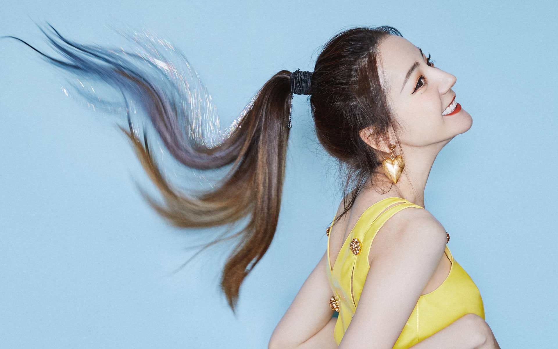 跨联盟巅峰战,辽宁全面压制独行侠,恩比德成黑哨旋涡中的关键先生