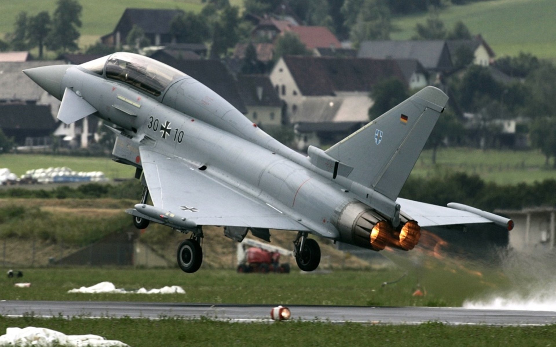 当威斯特法伦遇见亚松森,一场焦点战的足球语言密码