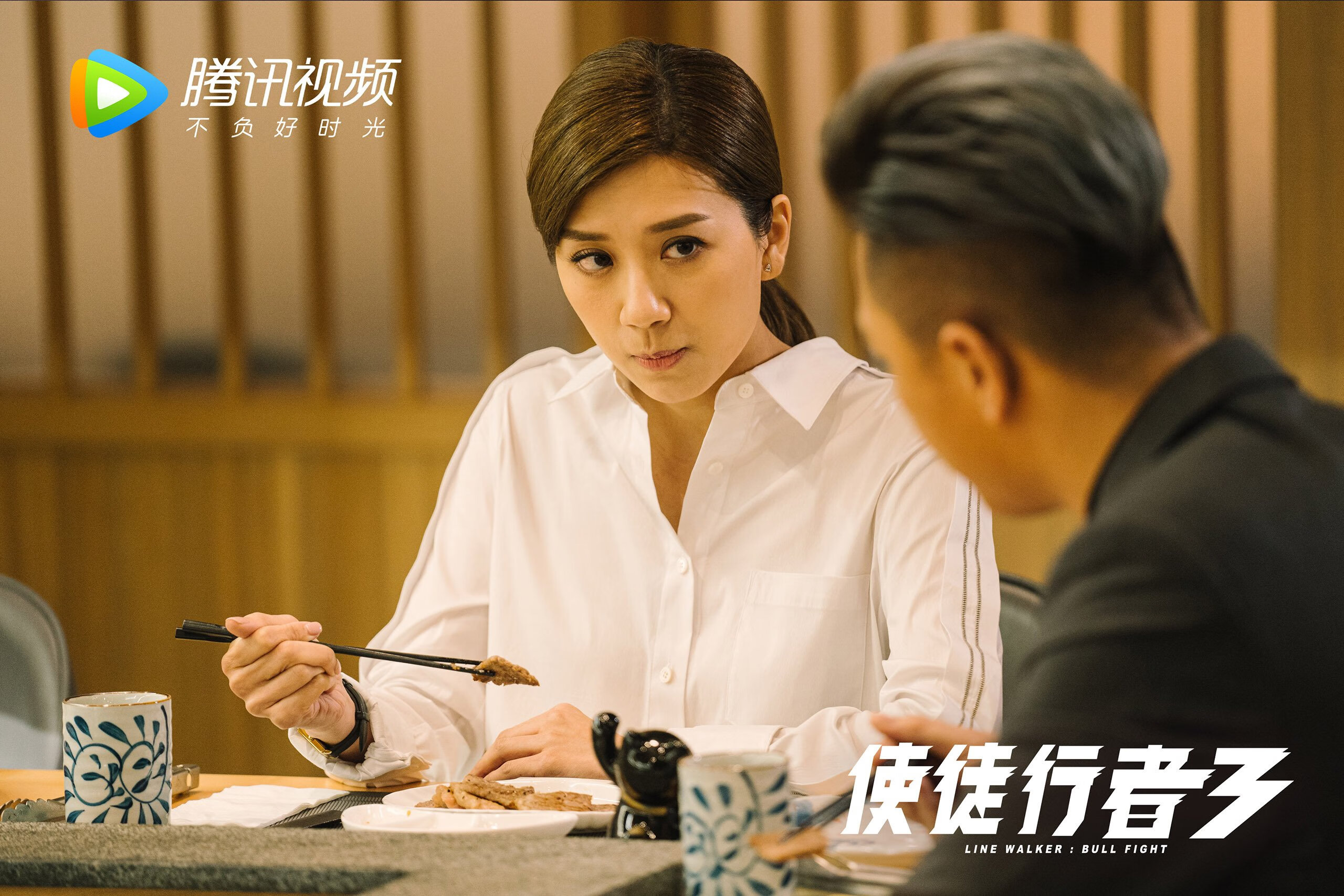 蓝黄狂潮席卷A组,坎塞洛独造三球,哥伦比亚完胜印度开启2026世界杯征程